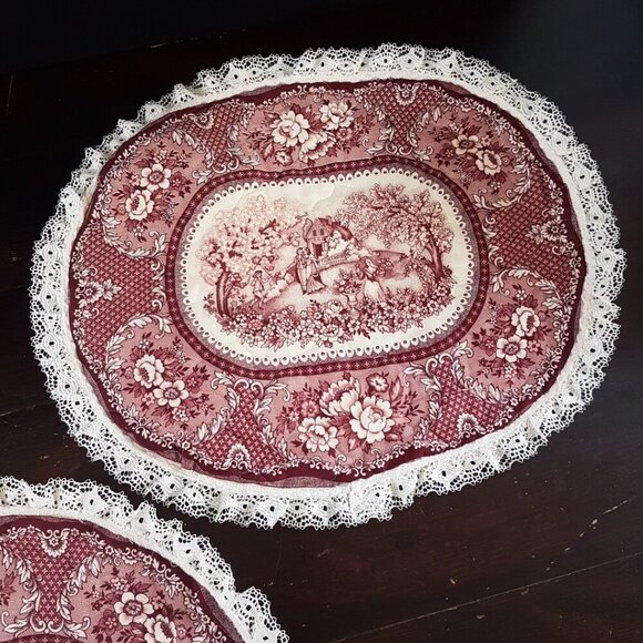 4pc Vintage Oval Quilted Toile Fabric Placemats Set - Picture 7 of 11